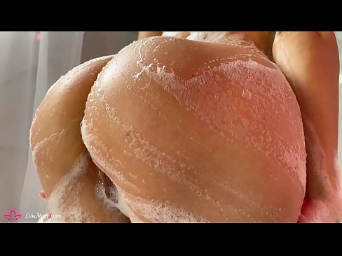 ❤️ Brunette Masturbates Pussy with Vibrator to Intense Orgasm in Shower ☑ វីដេអូសិច នៅពួកយើង